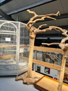 accessories/tree-perches.alt_texts.java_xl_1