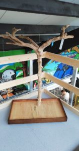 accessories/tree-perches.alt_texts.java_large_1